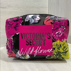 Victoria’s Secret Makeup case Wildflower